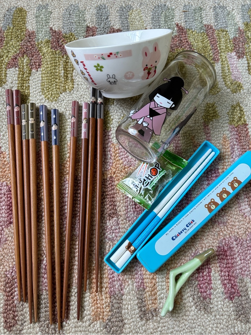 18-pc Japanese Bundle: chopsticks, bowl, leek, kid set, 2 sake cups, fun chop +